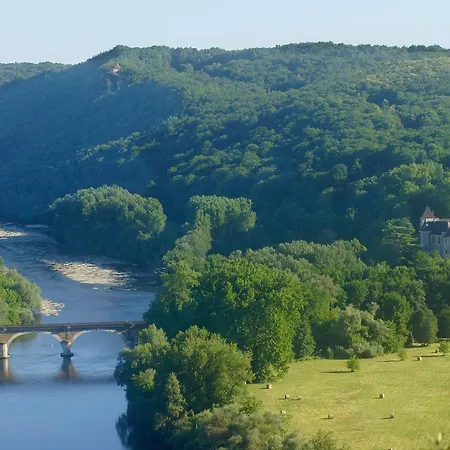 Semesterbostad La Dommerie-Gite De Charme